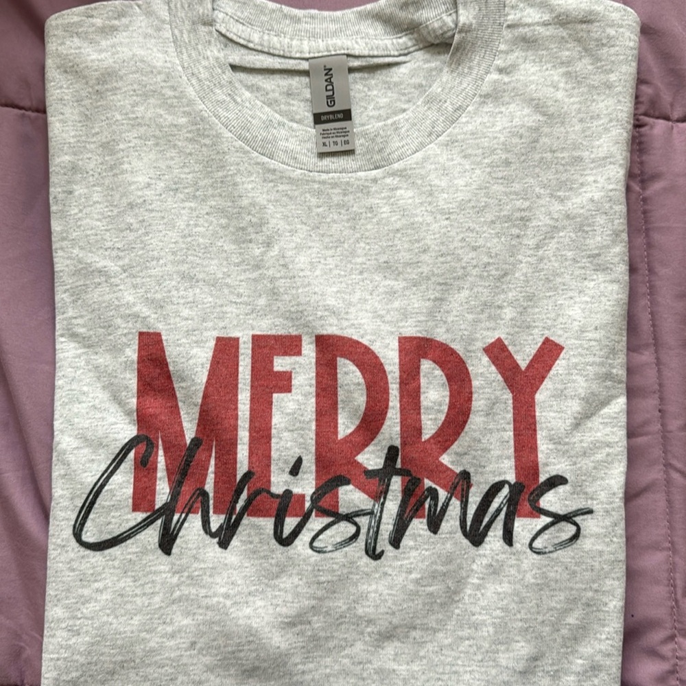 Merry Christmas women’s T-shirt, extra large gray New